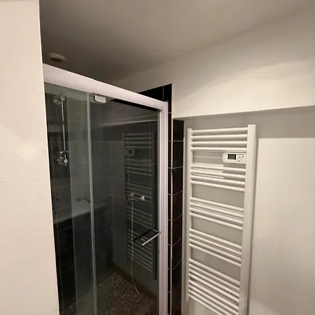 Le 180 - 5 & Clim Apartmán Nîmes